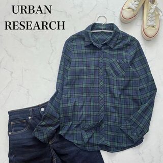 アーバンリサーチ(URBAN RESEARCH)のアーバンリサーチ チェックシャツ　長袖　ネイビー　グリーン　古着(シャツ/ブラウス(長袖/七分))