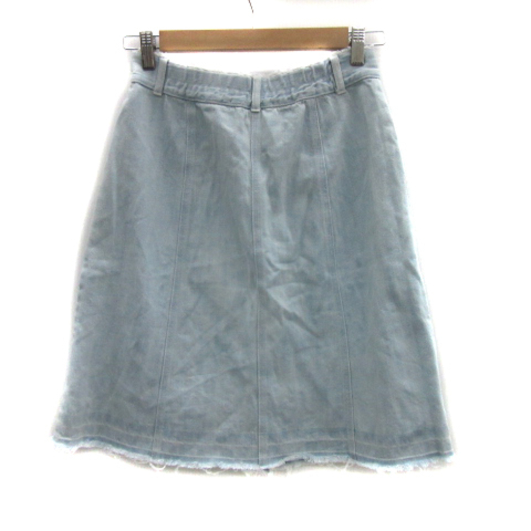 w closet(ダブルクローゼット)のダブルクローゼット デニムスカート 台形スカート ボタンダウン ライトブルー レディースのスカート(ひざ丈スカート)の商品写真