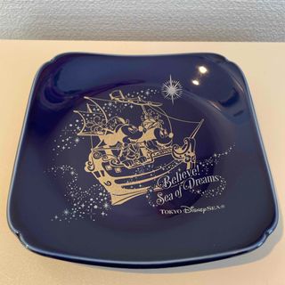 ディズニー(Disney)のディズニー ビリーブ シーオブドリームス スーベニア プレート【新品未使用】(食器)