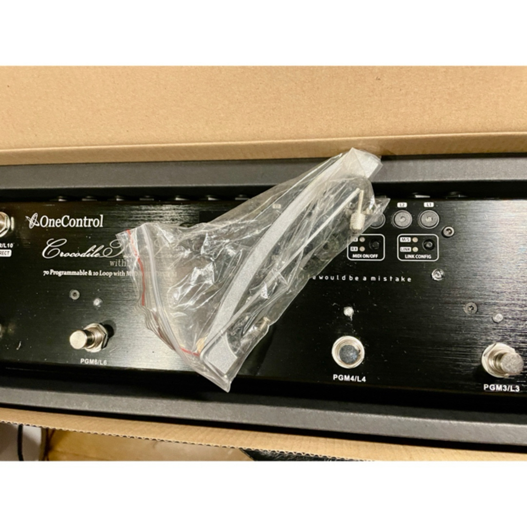 BOSS(ボス)のOne Control Crocodile Tail Loop OC10+α 楽器のギター(エフェクター)の商品写真