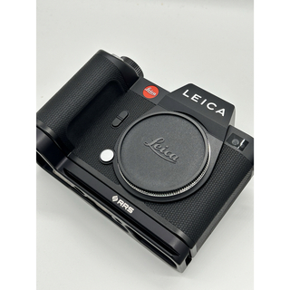 LEICA - LEICA Q2 元箱付き 付属品多数の通販 by ko-ki's shop｜ライカ ...