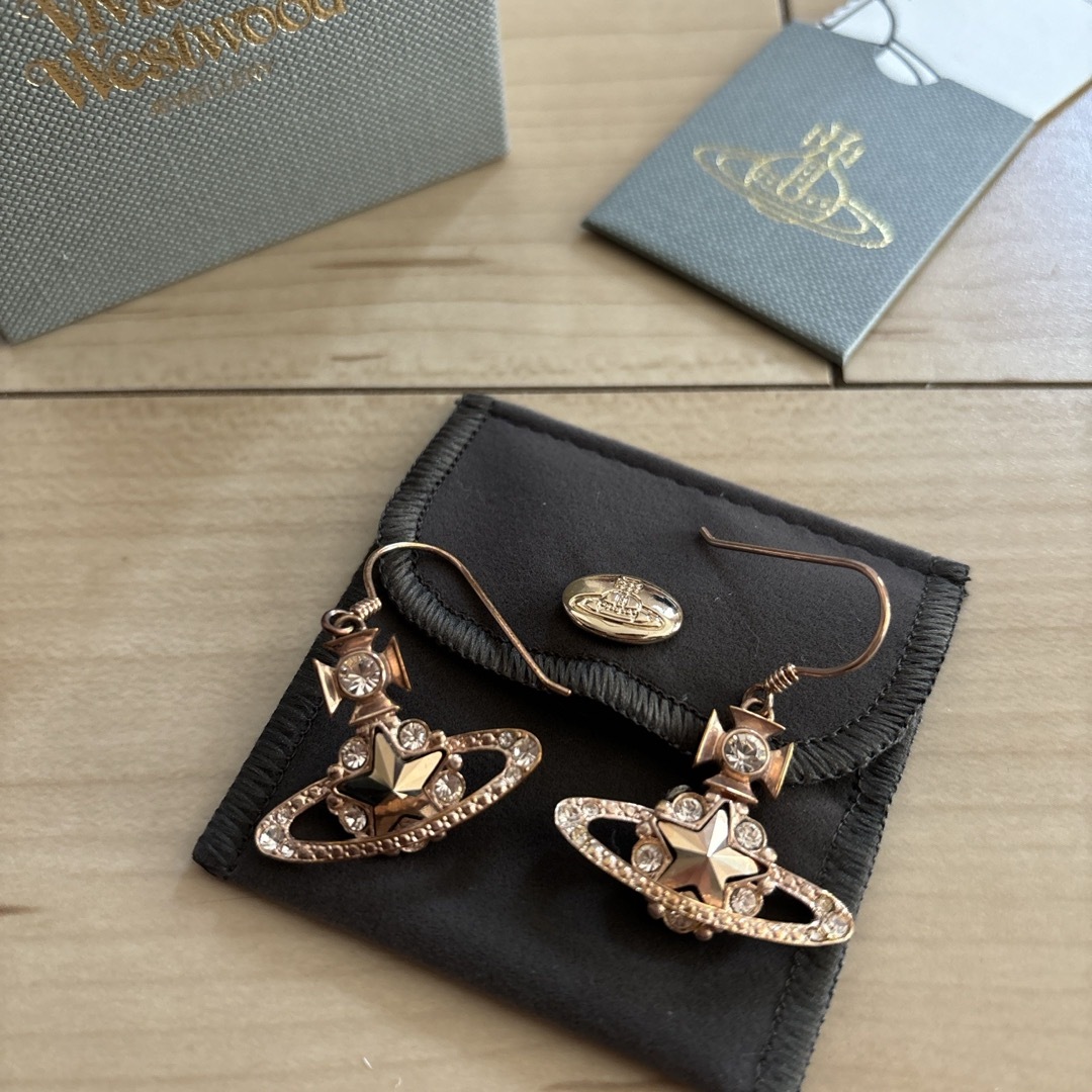 Vivienne Westwood(ヴィヴィアンウエストウッド)のヴィヴィアン・ウエストウッド　ピアス　ピンクゴールド レディースのアクセサリー(ピアス)の商品写真