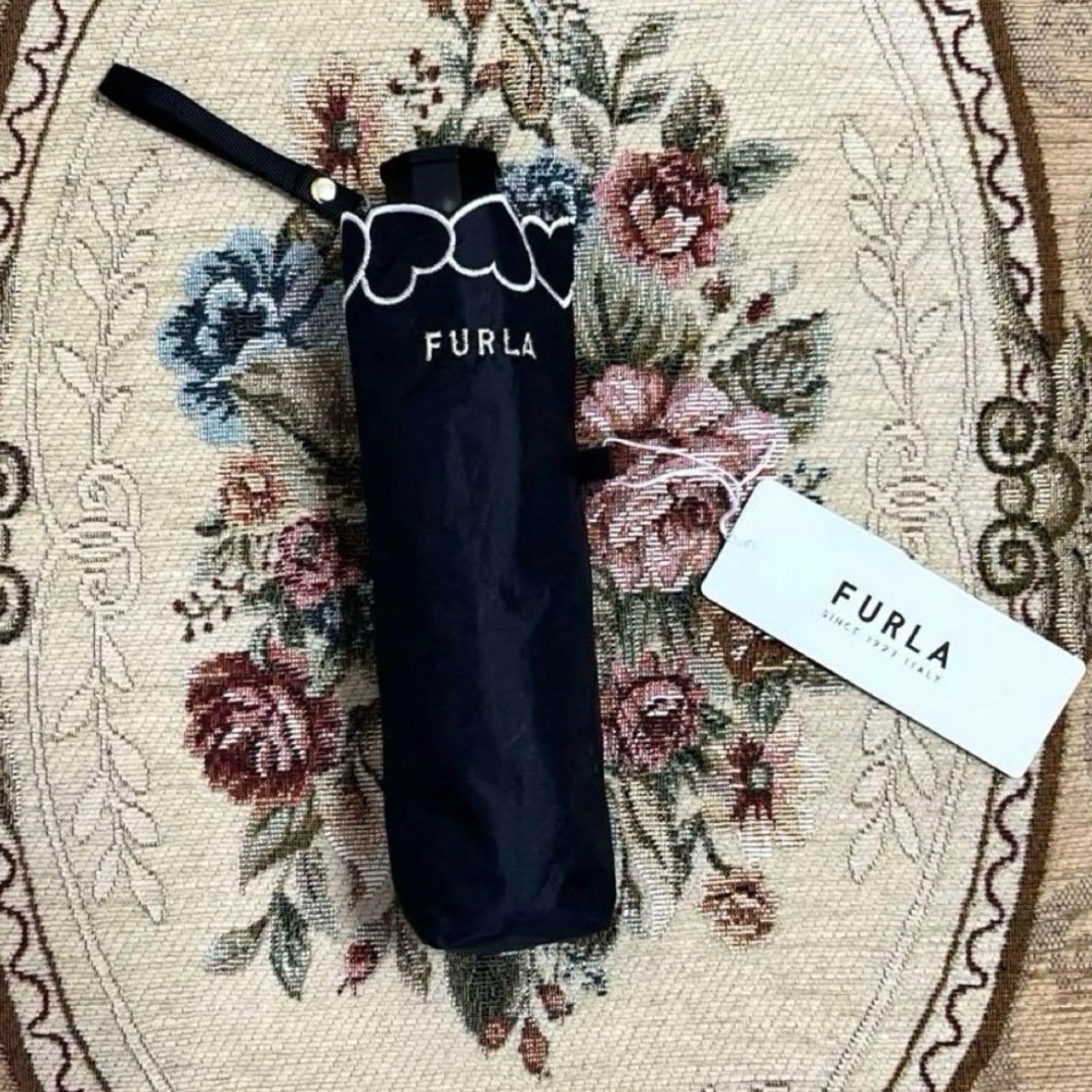 Furla(フルラ)のFURLA  晴雨兼用 折りたたみ日傘  ”ハート刺繍 ” レディースのファッション小物(傘)の商品写真