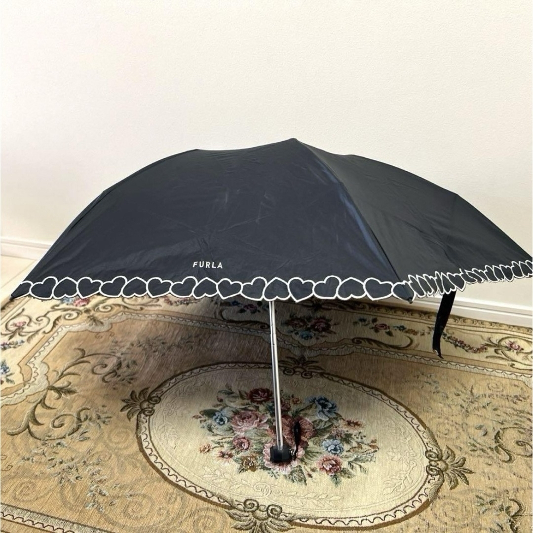 Furla(フルラ)のFURLA  晴雨兼用 折りたたみ日傘  ”ハート刺繍 ” レディースのファッション小物(傘)の商品写真