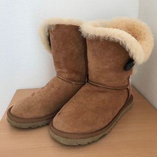 ✨極美品✨UGG アグオーストラリア ミドルブーツ ムートン ネイビー 23cm