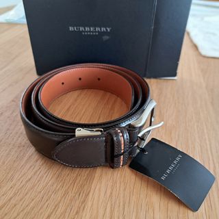 バーバリー(BURBERRY)の未使用 牛革 BURBERRY ベルト(ベルト)