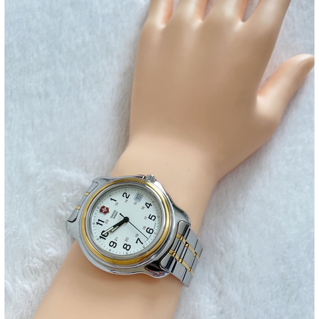 SWISS MILITARY(スイスミリタリー)のSWISS ARMY スイスアーミーQZ デイト 白文字盤 MGY メンズ腕時計 メンズの時計(腕時計(アナログ))の商品写真