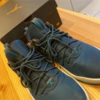 ナイキ(NIKE)のNIKE ジョーダン　箱なし(スニーカー)