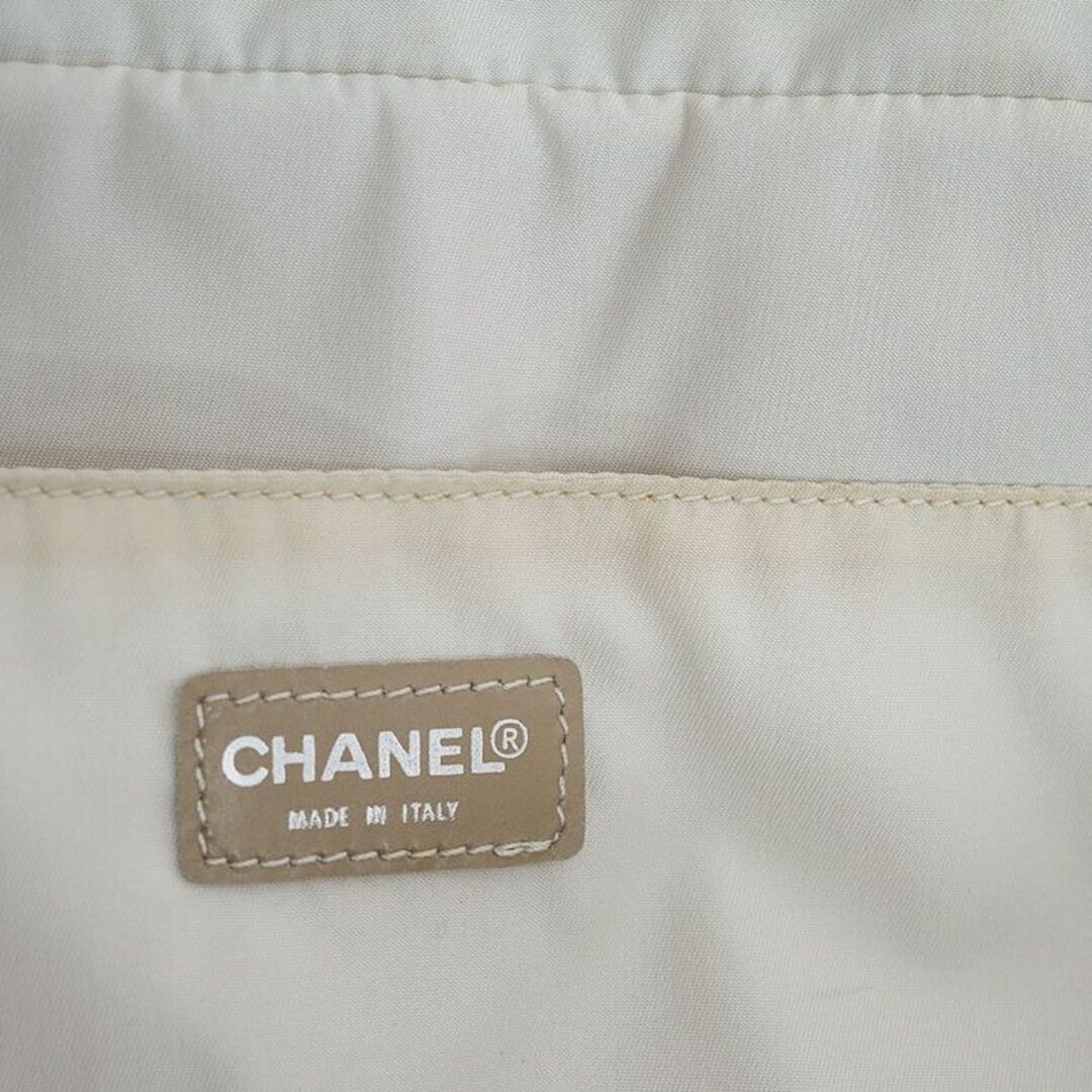 CHANEL(シャネル)のシャネル ニュートラベルライン ブリーフケース ビジネスバッグ ベージュ ナイロン 軽量 レディース ハンドバッグ A4収納可能 スクエア 7番台 CHANEL レディースのバッグ(ハンドバッグ)の商品写真