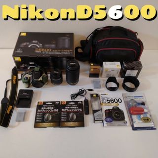 ニコン(Nikon)のNikon D5600 ダブルズームキットとその他セット(デジタル一眼)