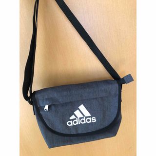 アディダス(adidas)のadidas ショルダーバッグ(ショルダーバッグ)