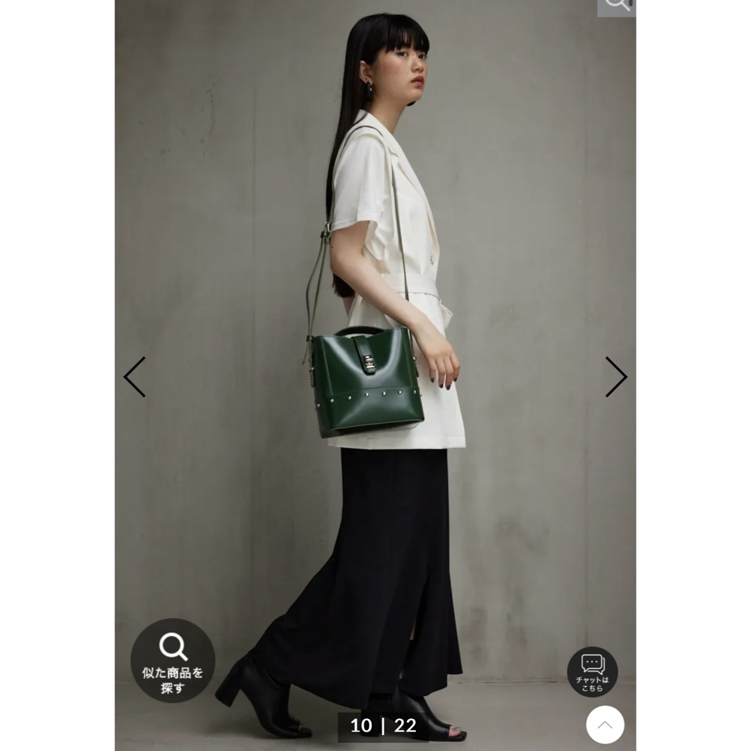 AZUL by moussy(アズールバイマウジー)のAZUL BY MOUSSY スタッズトートバッグ レディースのバッグ(トートバッグ)の商品写真