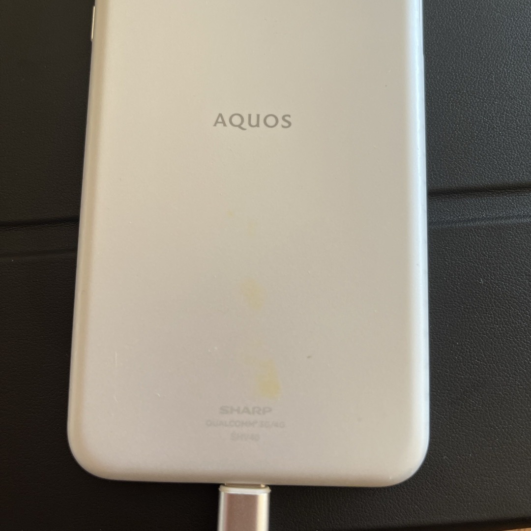 AQUOS SHV40 スマホ/家電/カメラのスマートフォン/携帯電話(スマートフォン本体)の商品写真