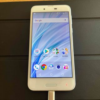 AQUOS SHV40(スマートフォン本体)