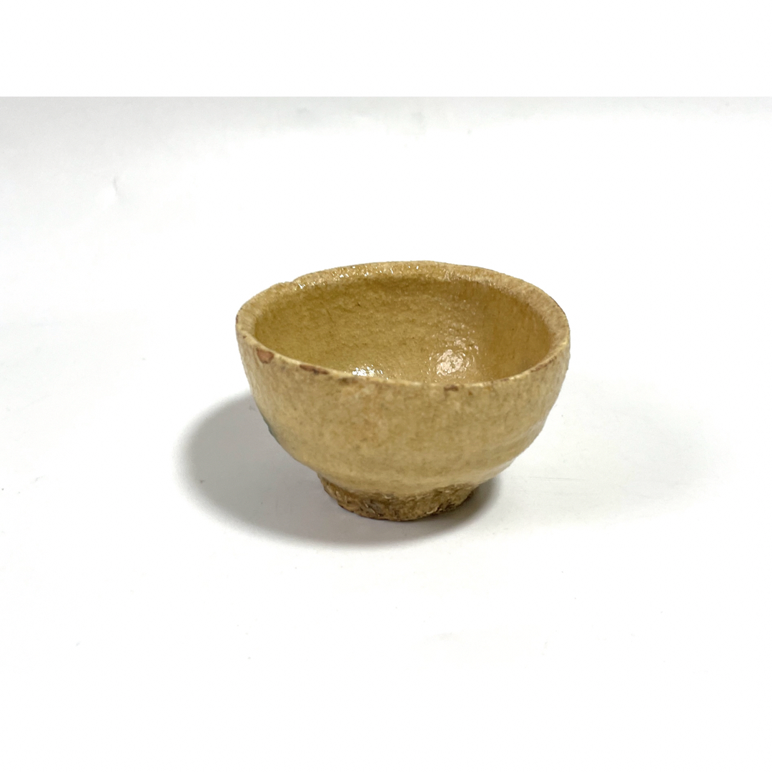 陶芸家 作家物 鈴木都 黄瀬戸 ぐい呑 酒器 酒盃 共箱 美濃 志野 陶芸家 作家物 鈴木都 黄瀬戸 ぐい呑 酒器 酒盃 共箱 美濃 志野