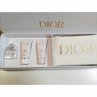 ディオール(Dior)のDior　クリスタル特典ノベルティ　トラベルセット(サンプル/トライアルキット)