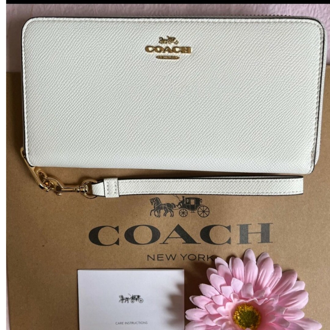 新品　COACH　長財布　ラウンドファスナー　ホワイト　白　小銭入れ有ファッション小物