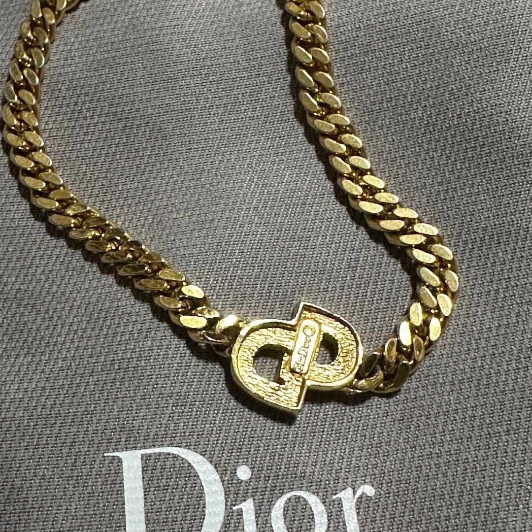 Christian Dior(クリスチャンディオール)のChristianDior ブレスレット アクセサリー CDロゴ レディースのアクセサリー(ブレスレット/バングル)の商品写真