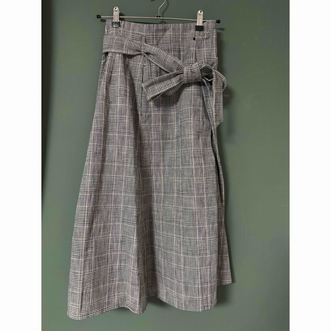 IENA(イエナ)のイエナ　IENA  ロングスカート　スカート レディースのスカート(ロングスカート)の商品写真