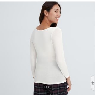 ユニクロ(UNIQLO)のユニクロ　ブラトップ　ヒートテック　Lサイズ(アンダーシャツ/防寒インナー)