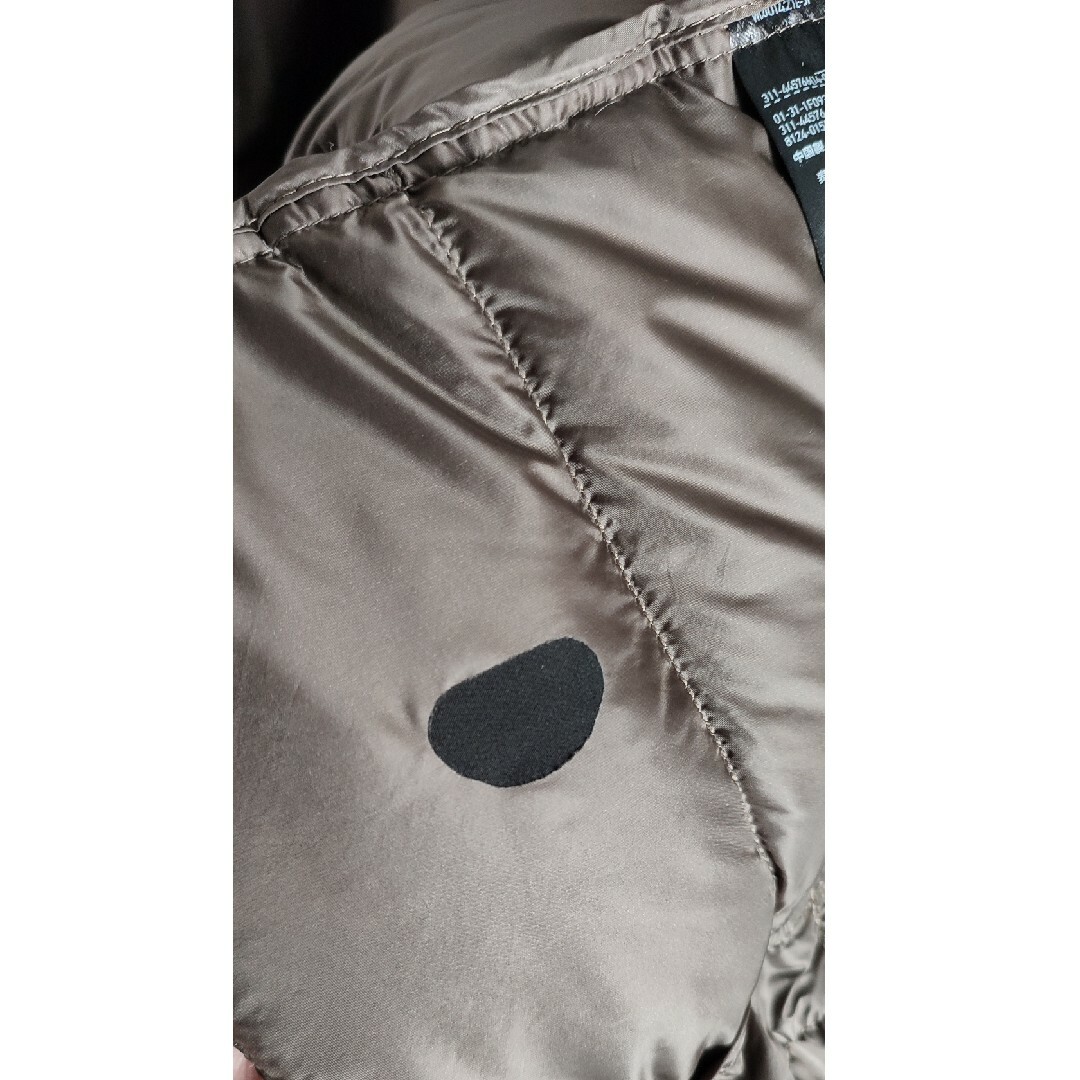 UNIQLO(ユニクロ)のユニクロ +J ライトダウン ブラウン L 訳あり メンズのジャケット/アウター(ダウンジャケット)の商品写真
