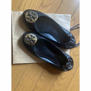 素敵❣️TORY BURCHトリーバーチパンプス24cm黒レディースブラックロゴ