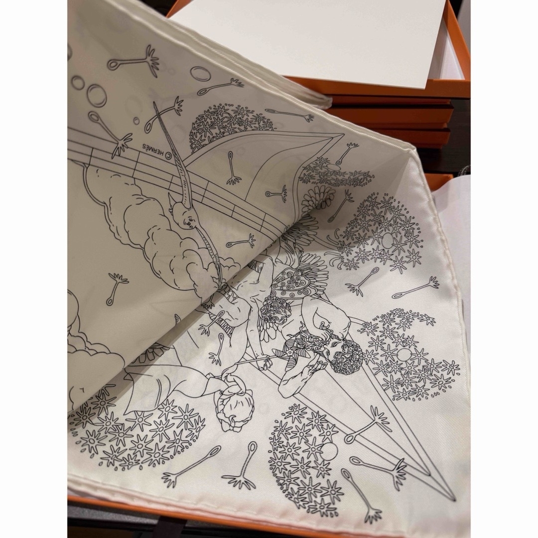 HERMES - エルメス24SS新品新作カレ 90 《エルメス・フラッグ HERMES - エルメス24SS新品新作カレ 90 《エルメス・フラッグ