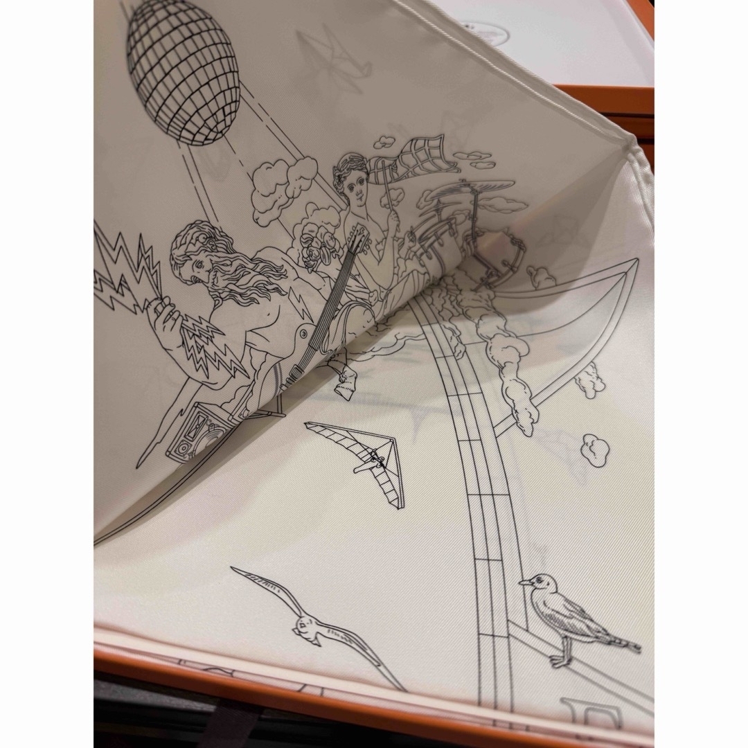 HERMES - エルメス24SS新品新作カレ 90 《エルメス・フラッグ HERMES - エルメス24SS新品新作カレ 90 《エルメス・フラッグ