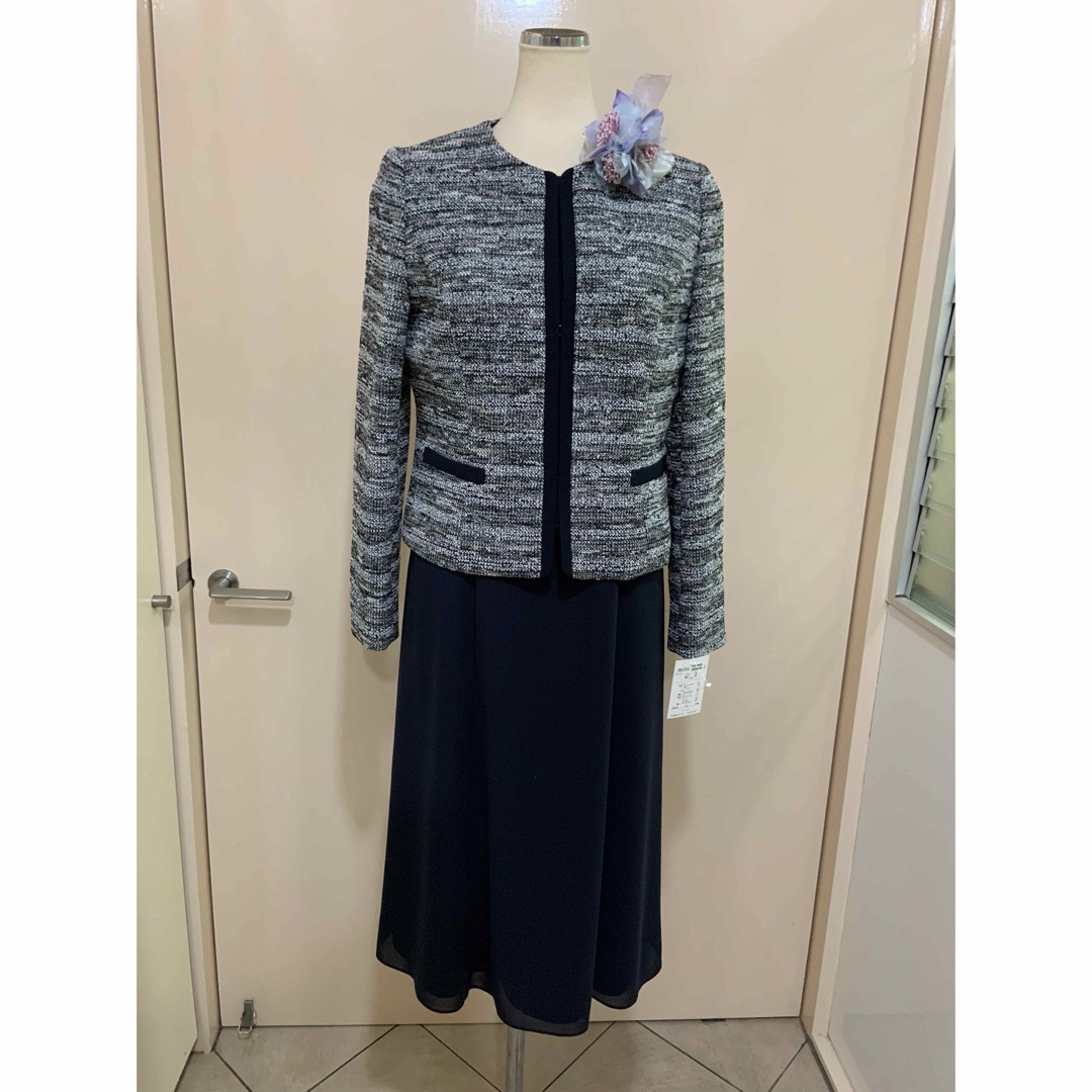 新品11号東京ソワール(Riffanne)リファンネ ワンピーススーツ 新品11号東京ソワール(Riffanne)リファンネ ワンピーススーツ