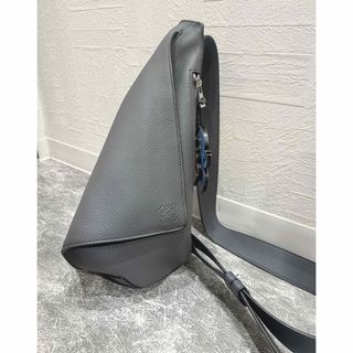 ロエベ(LOEWE)のtakabouchanさん専用　ロエベ　アントン　現行モデル(ショルダーバッグ)