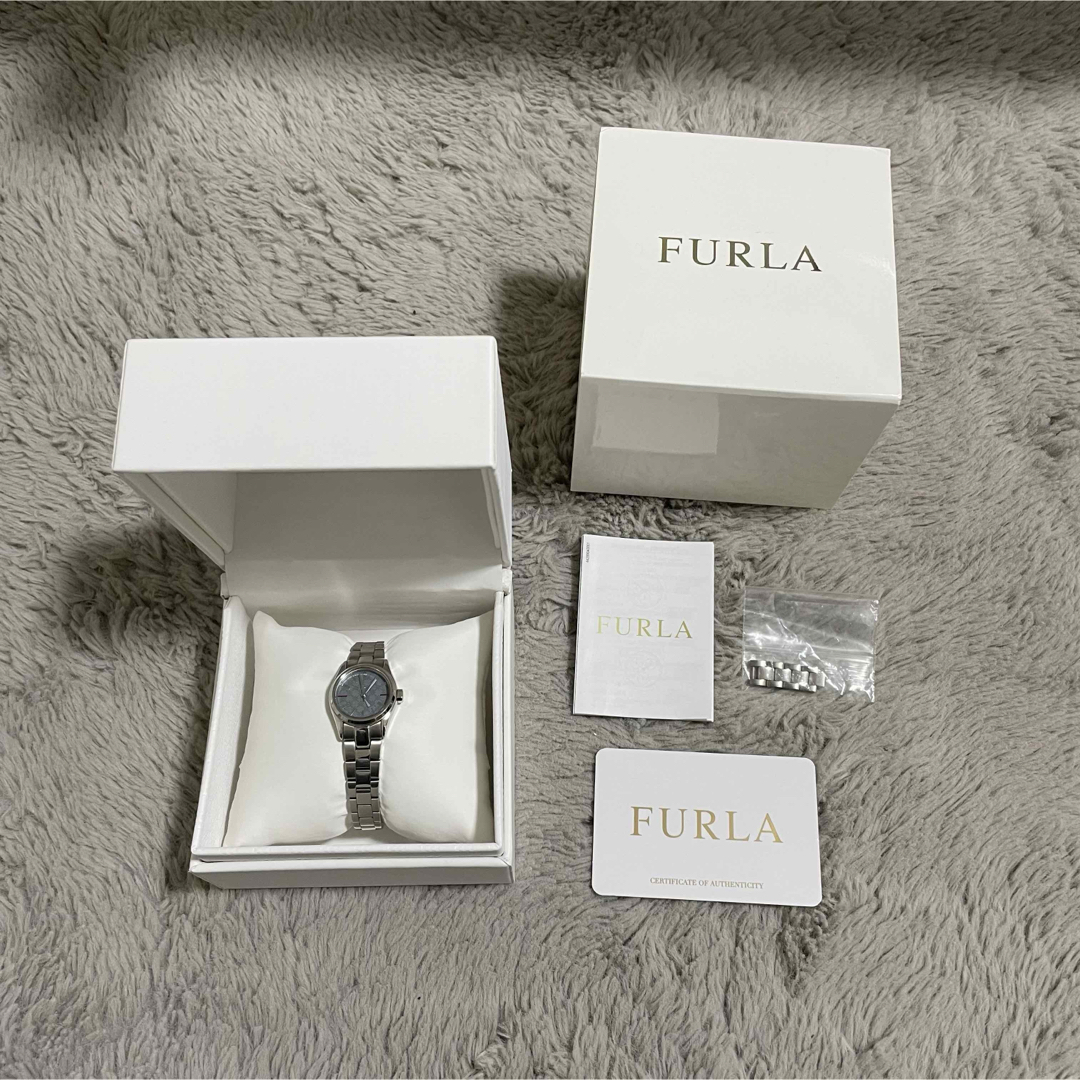 FURLA 腕時計 エヴァコレクションミネラルクリスタル厚さ