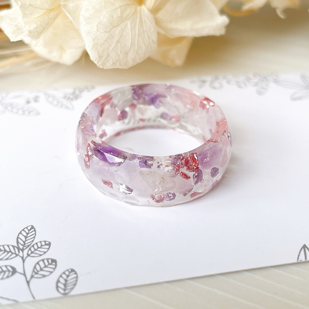 レジンリング　指輪　リング　天然石ミックス　ピンク系　大人可愛い　13号 ハンドメイドのアクセサリー(リング)の商品写真