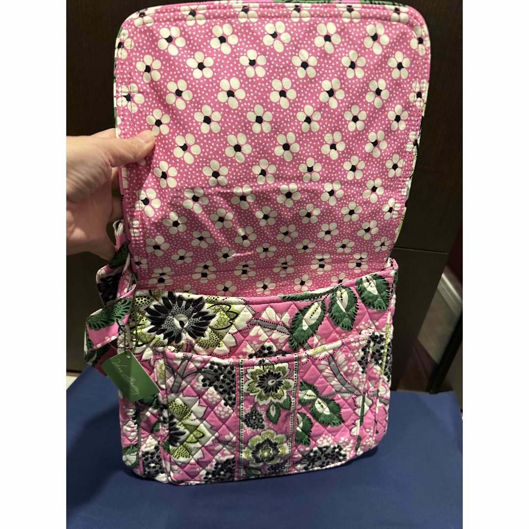 Vera Bradley(ヴェラブラッドリー)のヴェラブラッドリー　バッグ　斜め掛けバッグ　メールバッグ レディースのバッグ(ショルダーバッグ)の商品写真