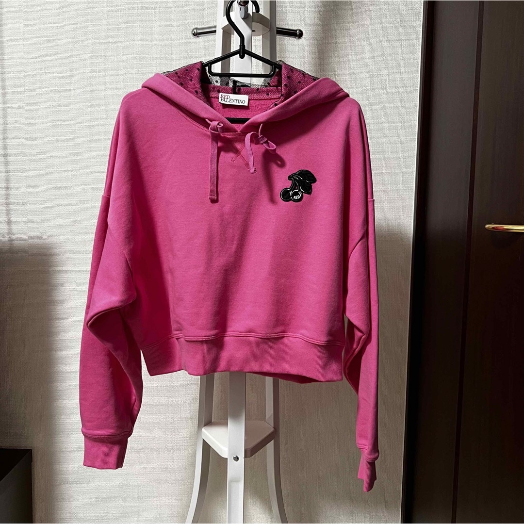 RED VALENTINO(レッドヴァレンティノ)のRED Valentino レッドヴァレンティノ パーカー ピンク 美品  レディースのトップス(パーカー)の商品写真