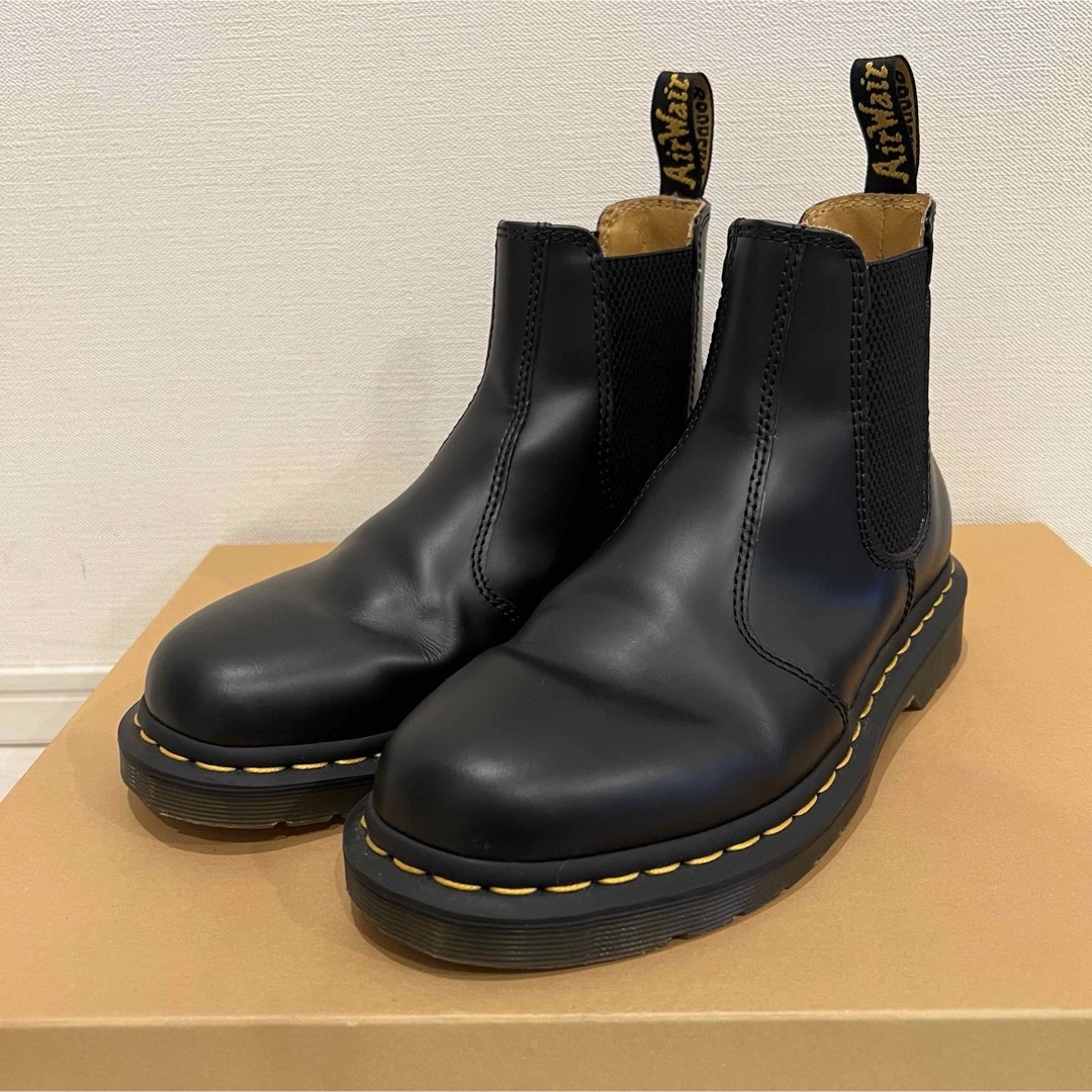 Dr.Martens(ドクターマーチン)のドクターマーチン 2976 YELLOW STITCH チェルシーブーツ レディースの靴/シューズ(ブーツ)の商品写真