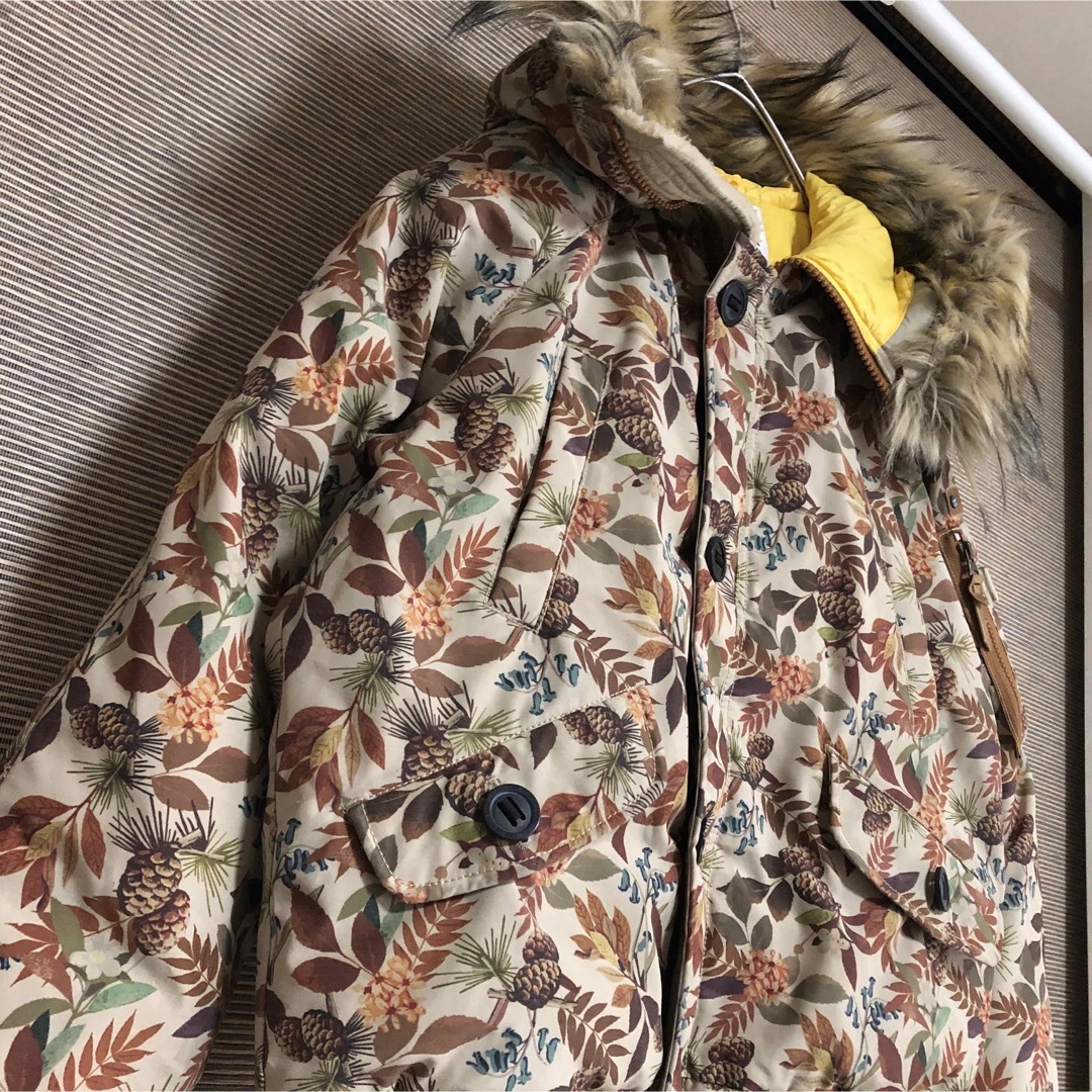 THE NORTH FACE(ザノースフェイス)のノースフェイス】ボンバージャケット　ボタニカル　総柄　ダウン　フェイクファーK4 レディースのジャケット/アウター(その他)の商品写真