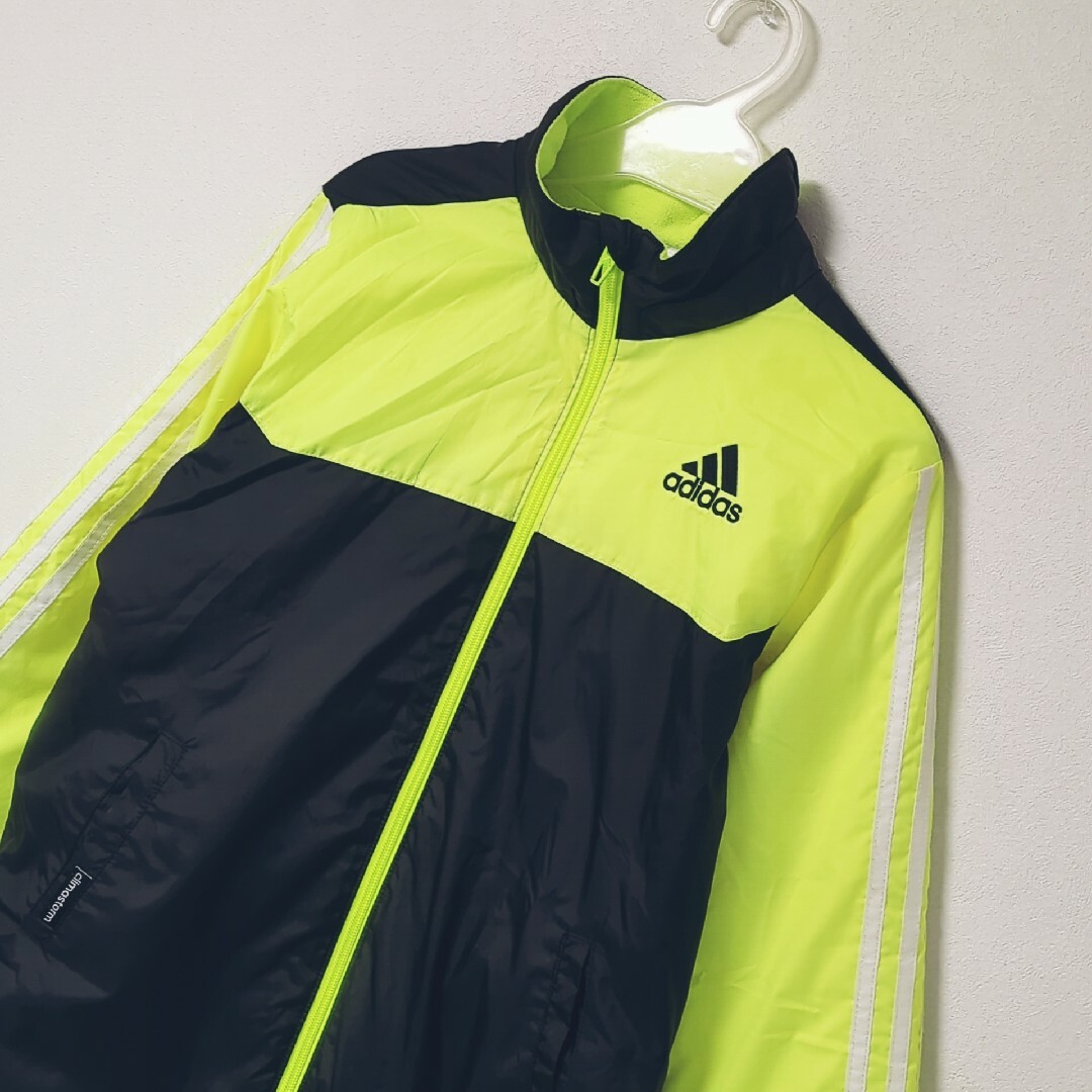 adidas(アディダス)の【値下げ】adidas ジャケット(140) キッズ/ベビー/マタニティのキッズ服男の子用(90cm~)(ジャケット/上着)の商品写真