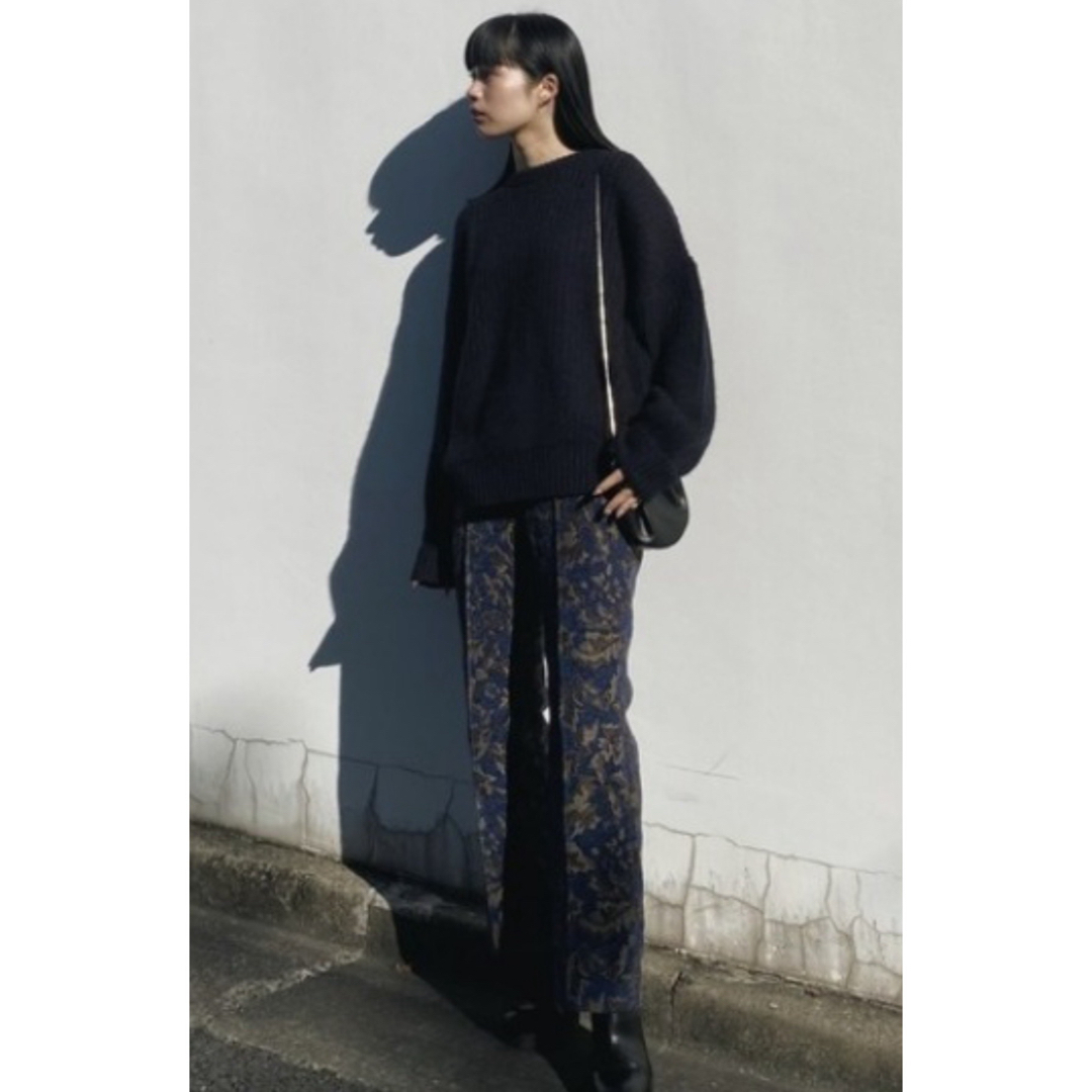 moussy(マウジー)の美品　moussy JACQUARD SLIM FLARE パンツ レディースのパンツ(カジュアルパンツ)の商品写真