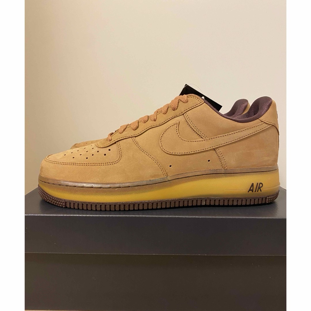 NIKE(ナイキ)の【完売品】NIKE AIR FORCE 1 WHEAT MOCHA メンズの靴/シューズ(スニーカー)の商品写真