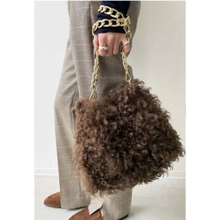 アパルトモンドゥーズィエムクラス(L'Appartement DEUXIEME CLASSE)の美品！L'Appartement 【CARUS】FUR BAG(ショルダーバッグ)