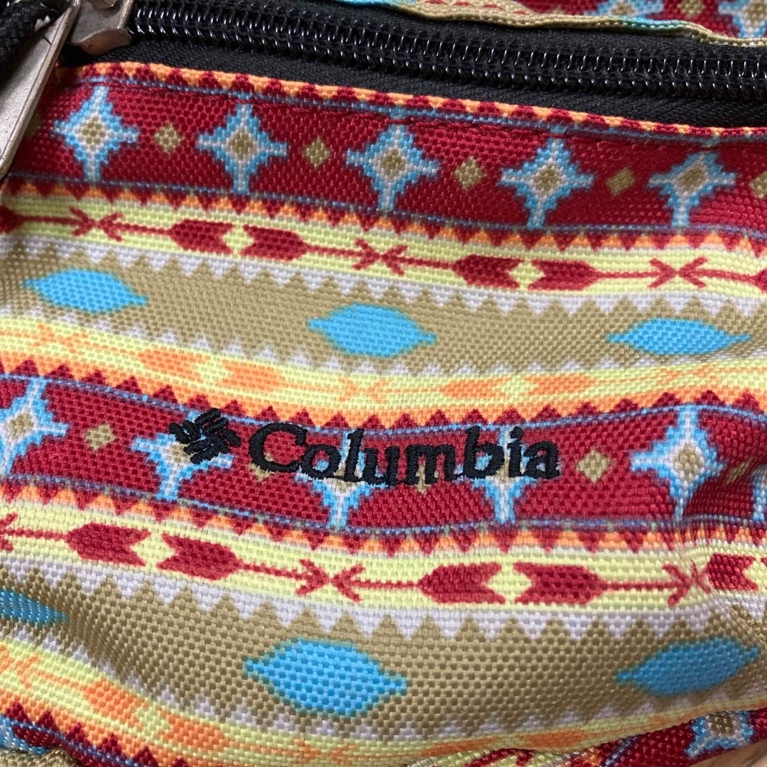 Columbia(コロンビア)のお値下げ中❗️ウエストポーチ　コロンビア　バッグ　　 レディースのバッグ(ボディバッグ/ウエストポーチ)の商品写真