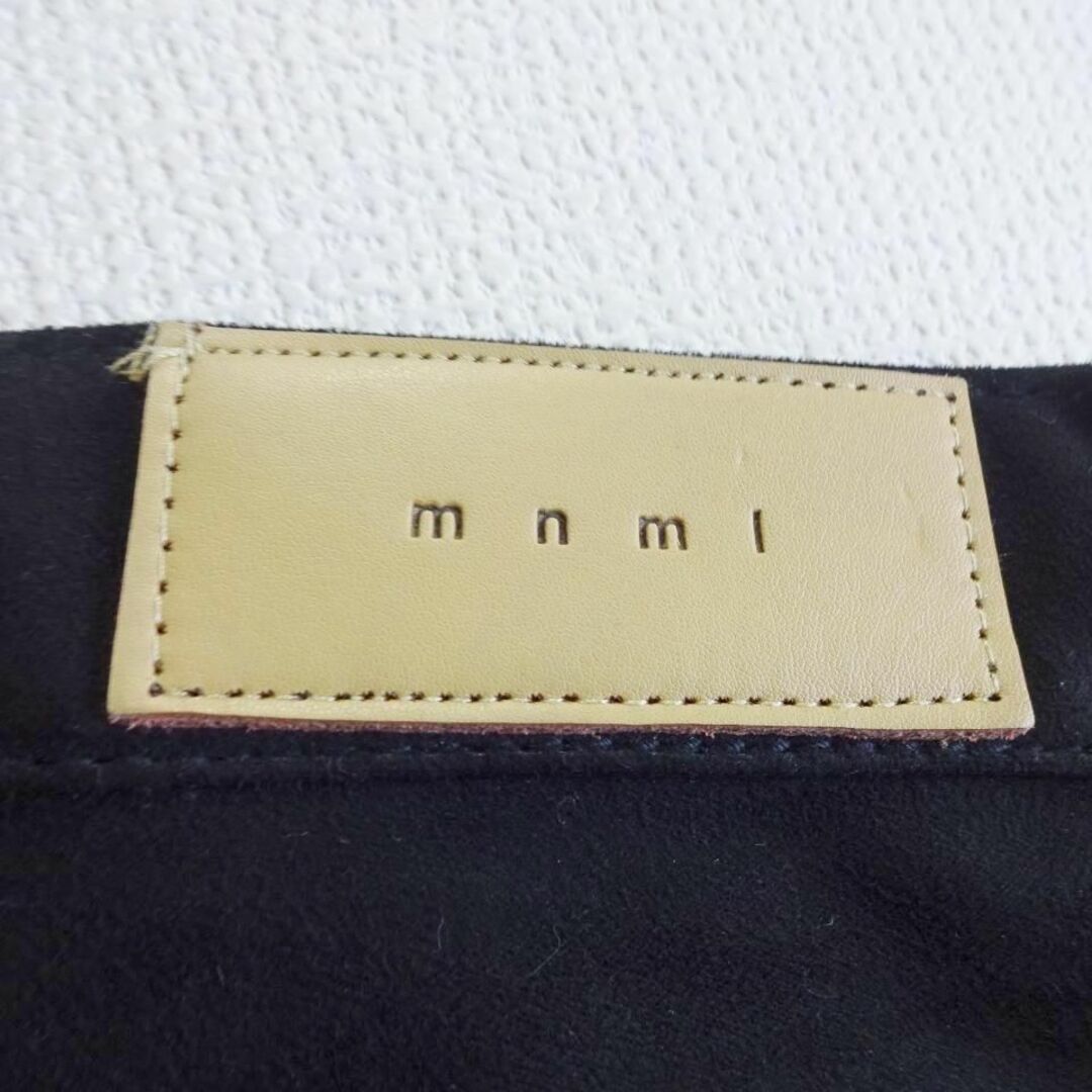 mnml(ミニマル)のmnml　ベロアテイスト ブラックスリムパンツ　W82cm　裏パイル　ミニマル メンズのパンツ(デニム/ジーンズ)の商品写真