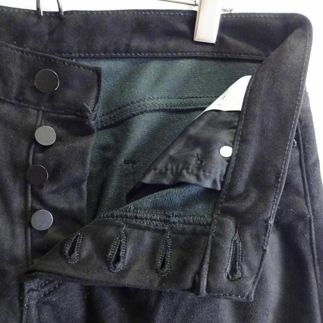 mnml(ミニマル)のmnml　ベロアテイスト ブラックスリムパンツ　W82cm　裏パイル　ミニマル メンズのパンツ(デニム/ジーンズ)の商品写真