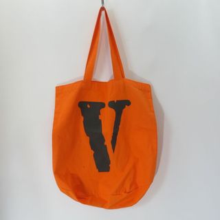 NIKE - VLONE NIKE TOTE BAG ORANGE の通販 by UNION3 ラクマ店