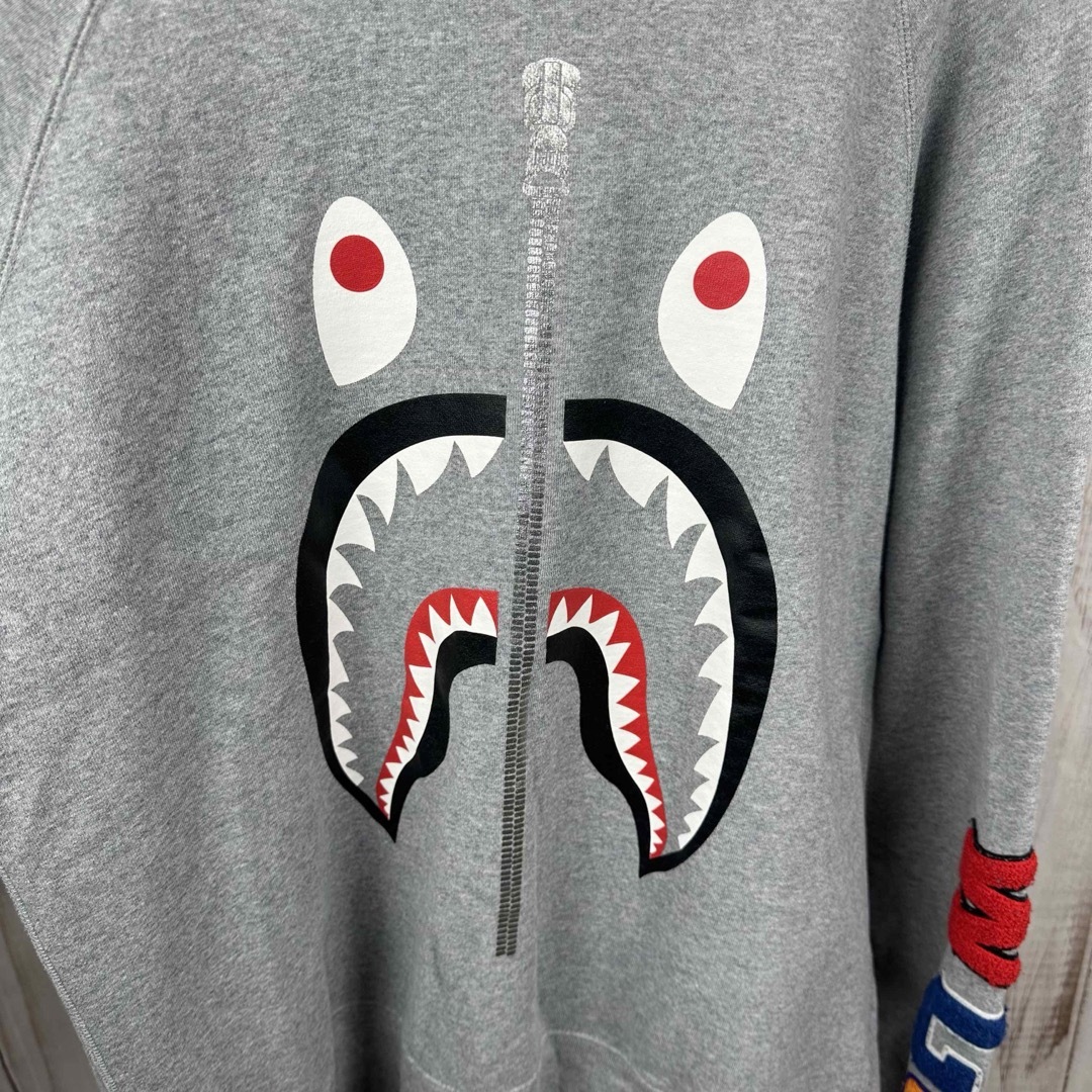 A BATHING APE シャーク トレーナー スウェット XL A BATHING APE シャーク トレーナー スウェット XL