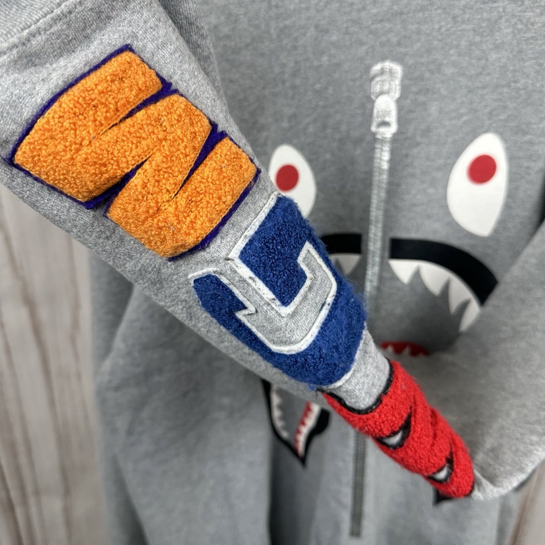 A BATHING APE シャーク トレーナー スウェット XL A BATHING APE シャーク トレーナー スウェット XL