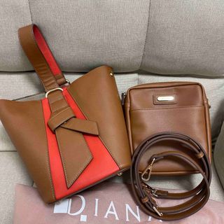 ダイアナ(DIANA)の【美品】DIANAポーチ付きハンドバック(ハンドバッグ)