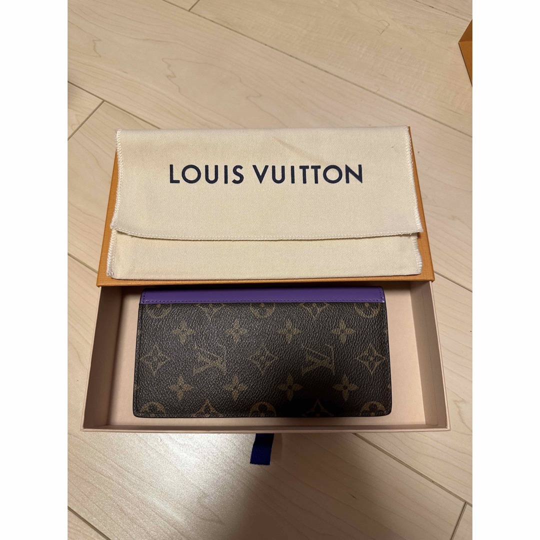 LOUIS VUITTON(ルイヴィトン)のVUITTON 財布 メンズのファッション小物(長財布)の商品写真