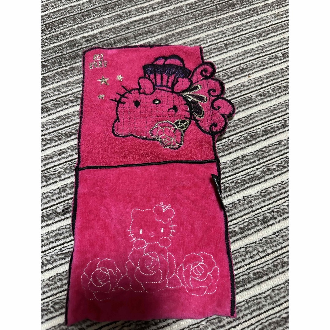 ANNA SUI(アナスイ)の本日限定価格！キティ　ANNA SUI ハンカチポーチ レディースのファッション小物(ポーチ)の商品写真