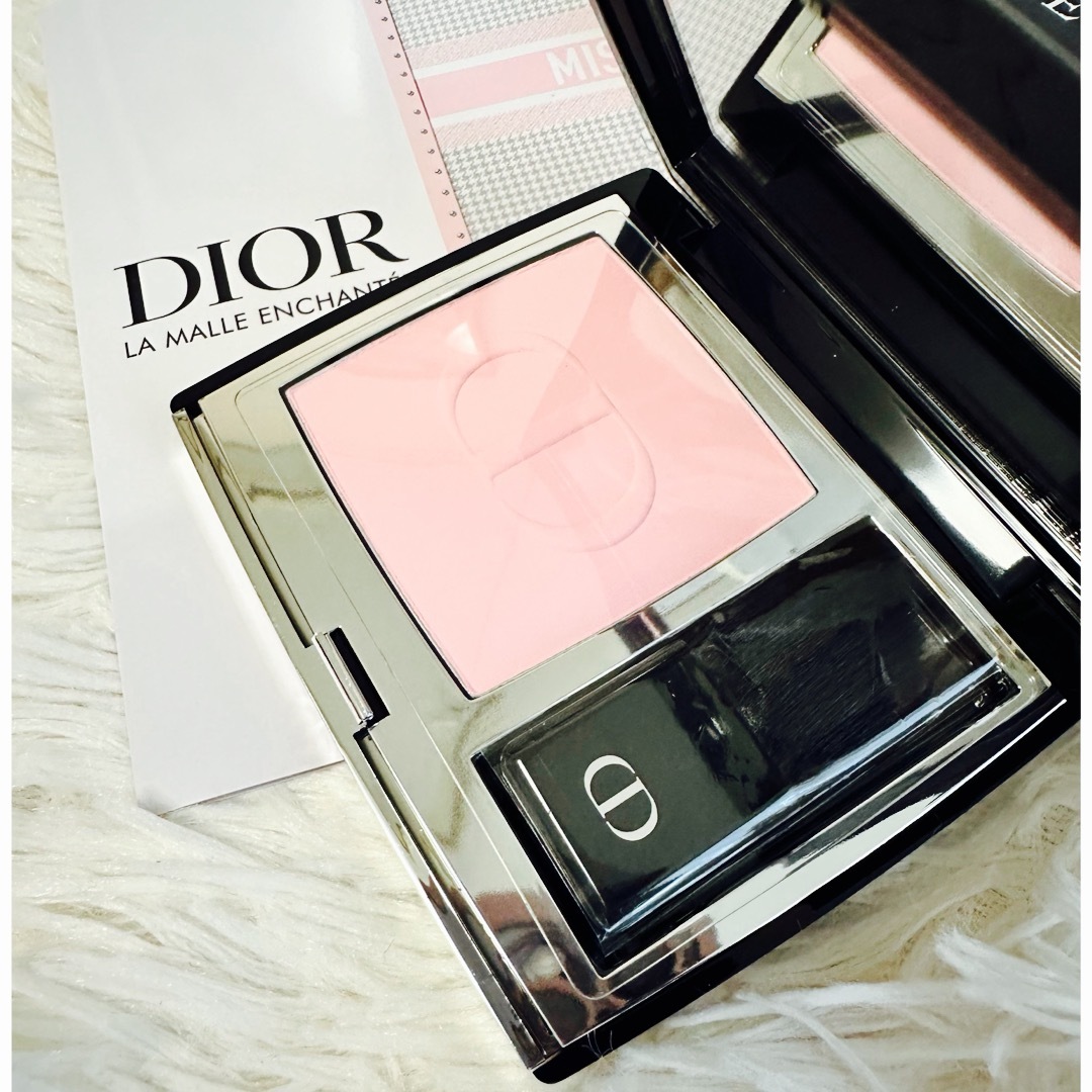 Christian Dior(クリスチャンディオール)のディオールスキン ルージュ ブラッシュ 280 限定 コスメ/美容のベースメイク/化粧品(チーク)の商品写真